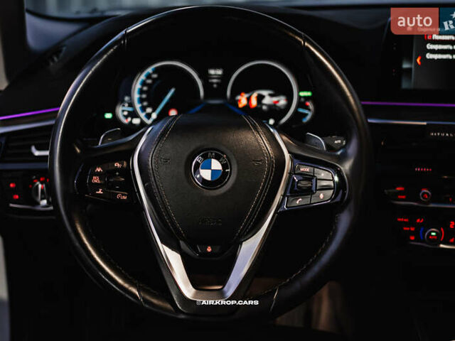 Белый БМВ 5 Серия, объемом двигателя 2 л и пробегом 175 тыс. км за 30000 $, фото 25 на Automoto.ua