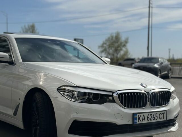 Белый БМВ 5 Серия, объемом двигателя 2 л и пробегом 90 тыс. км за 24000 $, фото 6 на Automoto.ua