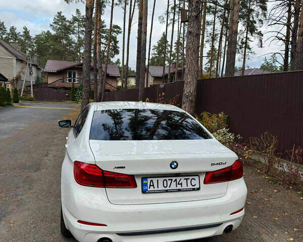 БМВ 5 Серия 2018 в Буче на Automoto.ua Белый БМВ 5 Серия, объемом двигателя 2.99 л и пробегом 108 тыс. км за 45000 $, фото 3 на Automoto.ua
