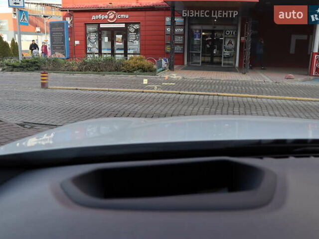 Белый БМВ 5 Серия, объемом двигателя 3 л и пробегом 106 тыс. км за 34900 $, фото 27 на Automoto.ua