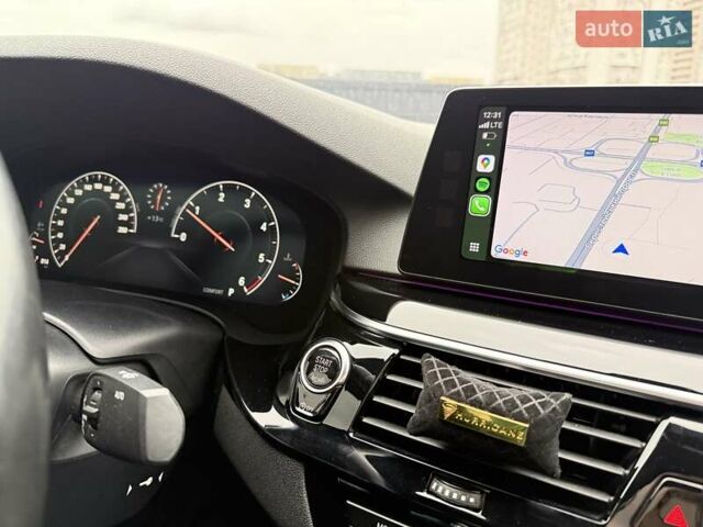 Белый БМВ 5 Серия, объемом двигателя 2 л и пробегом 229 тыс. км за 30000 $, фото 56 на Automoto.ua