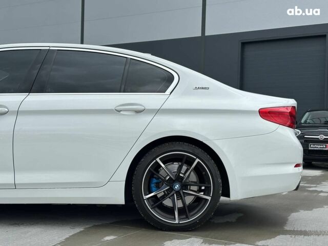 Белый БМВ 5 Серия, объемом двигателя 2 л и пробегом 117 тыс. км за 26690 $, фото 5 на Automoto.ua