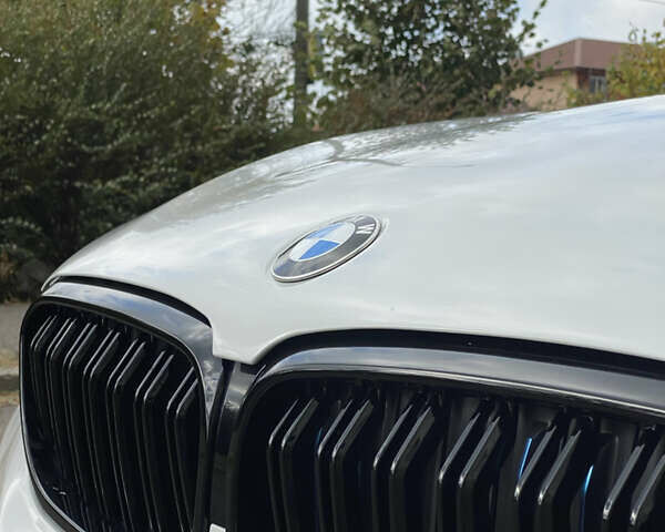 Белый БМВ 5 Серия, объемом двигателя 2 л и пробегом 89 тыс. км за 29500 $, фото 8 на Automoto.ua