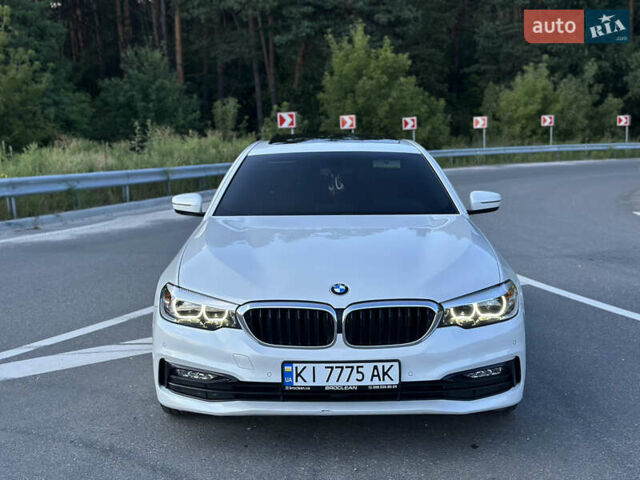 Белый БМВ 5 Серия, объемом двигателя 2 л и пробегом 108 тыс. км за 29500 $, фото 2 на Automoto.ua