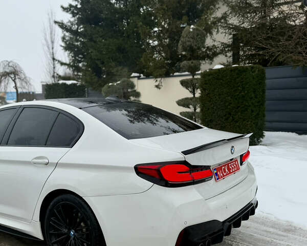 Белый БМВ 5 Серия, объемом двигателя 2 л и пробегом 171 тыс. км за 24999 $, фото 6 на Automoto.ua