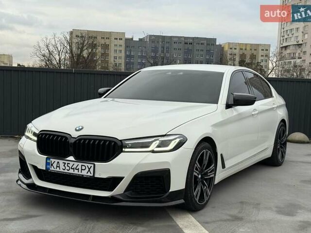 Белый БМВ 5 Серия, объемом двигателя 2 л и пробегом 229 тыс. км за 30000 $, фото 1 на Automoto.ua