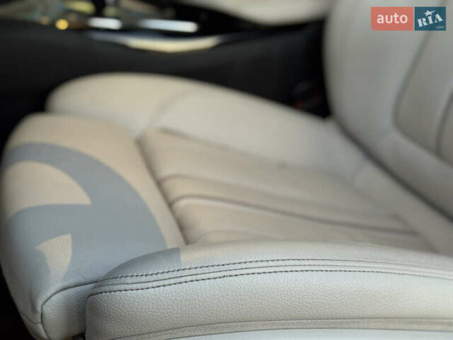 Белый БМВ 5 Серия, объемом двигателя 2 л и пробегом 70 тыс. км за 28888 $, фото 70 на Automoto.ua