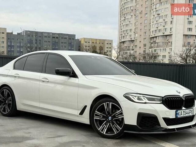 Белый БМВ 5 Серия, объемом двигателя 2 л и пробегом 229 тыс. км за 30000 $, фото 14 на Automoto.ua