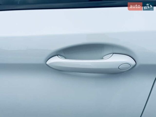 Білий БМВ 5 Серія, об'ємом двигуна 2.99 л та пробігом 121 тис. км за 40000 $, фото 22 на Automoto.ua