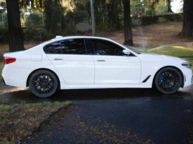 БМВ 5 Серия 2018 в Ровно на Automoto.ua Белый БМВ 5 Серия, объемом двигателя 3 л и пробегом 78 тыс. км за 21000 $, фото 8 на Automoto.ua