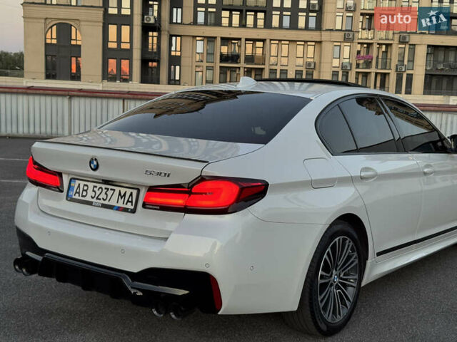Белый БМВ 5 Серия, объемом двигателя 2 л и пробегом 70 тыс. км за 28888 $, фото 41 на Automoto.ua