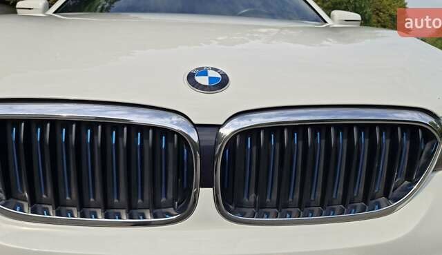 Белый БМВ 5 Серия, объемом двигателя 2 л и пробегом 168 тыс. км за 25100 $, фото 68 на Automoto.ua