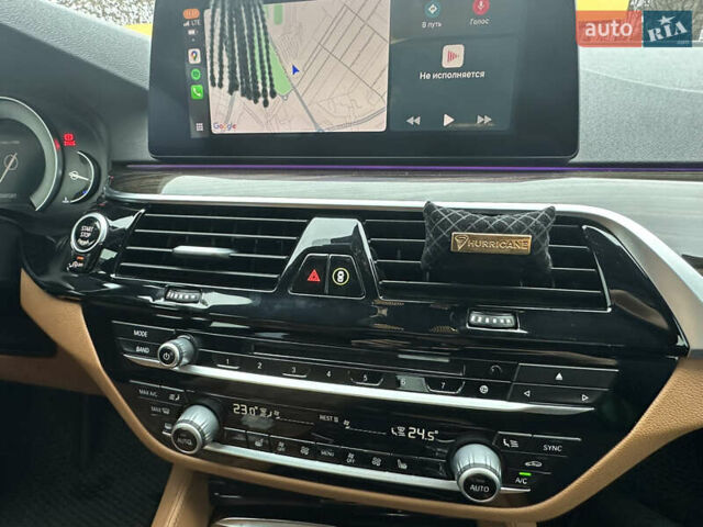 Белый БМВ 5 Серия, объемом двигателя 3 л и пробегом 96 тыс. км за 39000 $, фото 5 на Automoto.ua