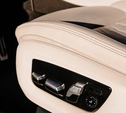 Белый БМВ 5 Серия, объемом двигателя 4.39 л и пробегом 103 тыс. км за 36000 $, фото 20 на Automoto.ua