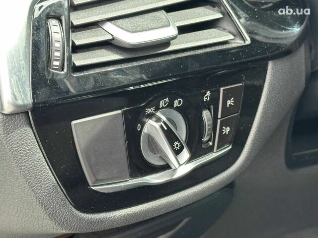 Белый БМВ 5 Серия, объемом двигателя 2 л и пробегом 117 тыс. км за 26690 $, фото 24 на Automoto.ua