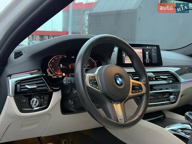 Белый БМВ 5 Серия, объемом двигателя 2.98 л и пробегом 92 тыс. км за 40700 $, фото 29 на Automoto.ua