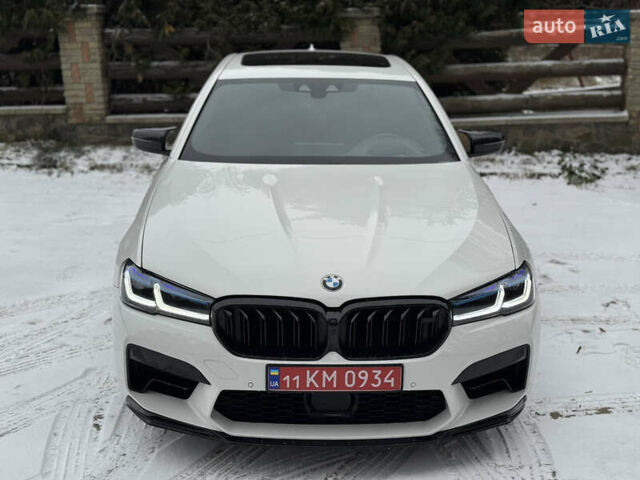 Білий БМВ 5 Серія, об'ємом двигуна 2 л та пробігом 122 тис. км за 28300 $, фото 10 на Automoto.ua