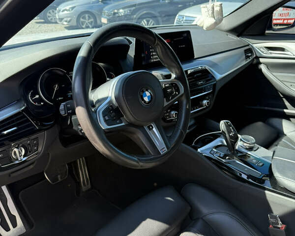 Белый БМВ 5 Серия, объемом двигателя 2 л и пробегом 88 тыс. км за 33500 $, фото 9 на Automoto.ua