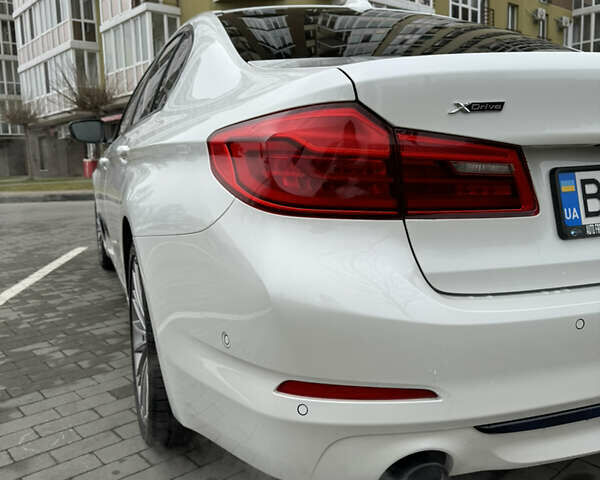 Белый БМВ 5 Серия, объемом двигателя 2 л и пробегом 111 тыс. км за 32500 $, фото 13 на Automoto.ua