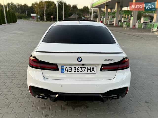 Белый БМВ 5 Серия, объемом двигателя 2 л и пробегом 137 тыс. км за 31500 $, фото 35 на Automoto.ua