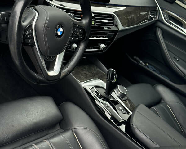 Белый БМВ 5 Серия, объемом двигателя 2 л и пробегом 111 тыс. км за 32500 $, фото 23 на Automoto.ua