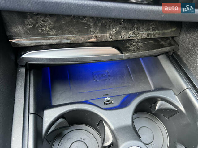 Белый БМВ 5 Серия, объемом двигателя 2 л и пробегом 118 тыс. км за 30900 $, фото 30 на Automoto.ua