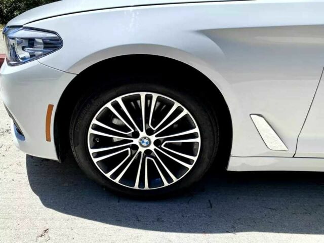 Белый БМВ 5 Серия, объемом двигателя 2 л и пробегом 75 тыс. км за 10000 $, фото 8 на Automoto.ua