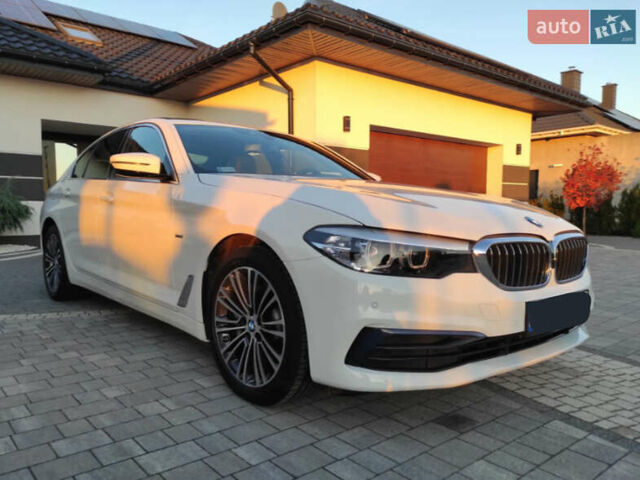 Белый БМВ 5 Серия, объемом двигателя 2 л и пробегом 68 тыс. км за 8900 $, фото 1 на Automoto.ua