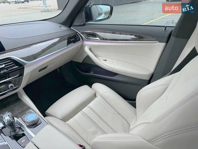Белый БМВ 5 Серия, объемом двигателя 2.98 л и пробегом 92 тыс. км за 40700 $, фото 26 на Automoto.ua