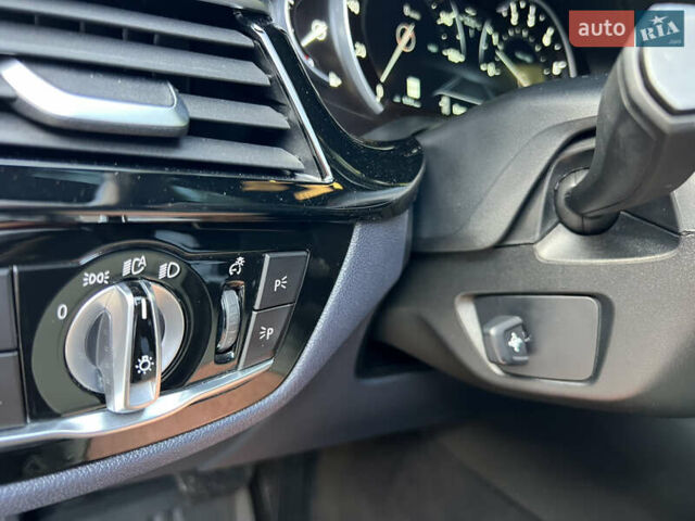 Белый БМВ 5 Серия, объемом двигателя 2 л и пробегом 118 тыс. км за 30900 $, фото 29 на Automoto.ua