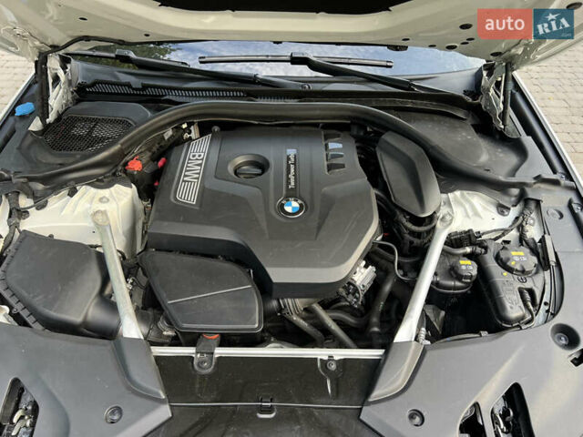 Белый БМВ 5 Серия, объемом двигателя 2 л и пробегом 118 тыс. км за 30900 $, фото 36 на Automoto.ua