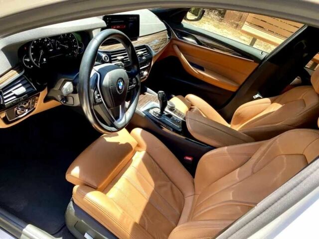 Белый БМВ 5 Серия, объемом двигателя 2 л и пробегом 75 тыс. км за 10000 $, фото 12 на Automoto.ua