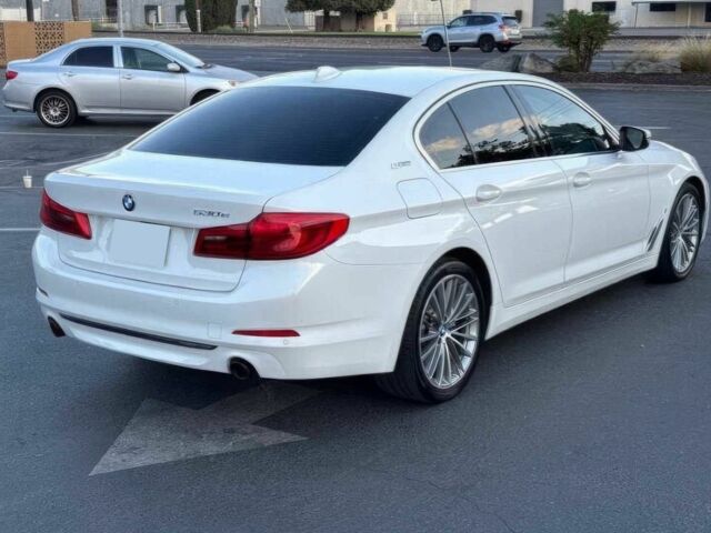 Белый БМВ 5 Серия, объемом двигателя 2 л и пробегом 32 тыс. км за 23000 $, фото 5 на Automoto.ua