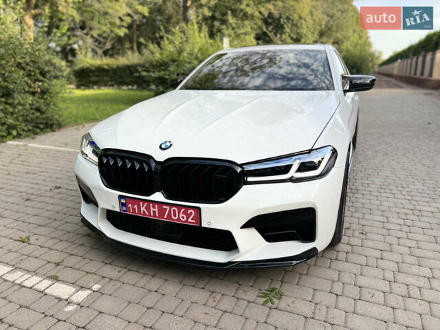 Белый БМВ 5 Серия, объемом двигателя 2 л и пробегом 118 тыс. км за 30900 $, фото 2 на Automoto.ua