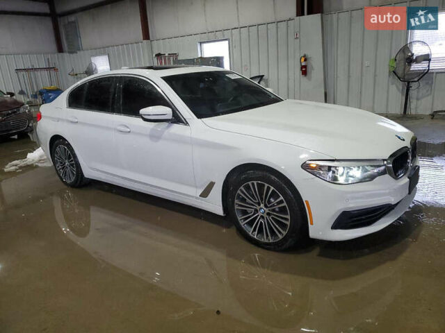 Белый БМВ 5 Серия, объемом двигателя 3 л и пробегом 88 тыс. км за 28000 $, фото 3 на Automoto.ua