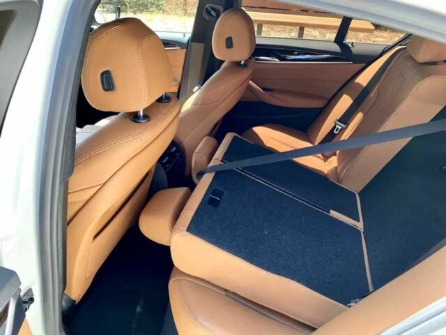 Белый БМВ 5 Серия, объемом двигателя 2 л и пробегом 75 тыс. км за 10000 $, фото 18 на Automoto.ua