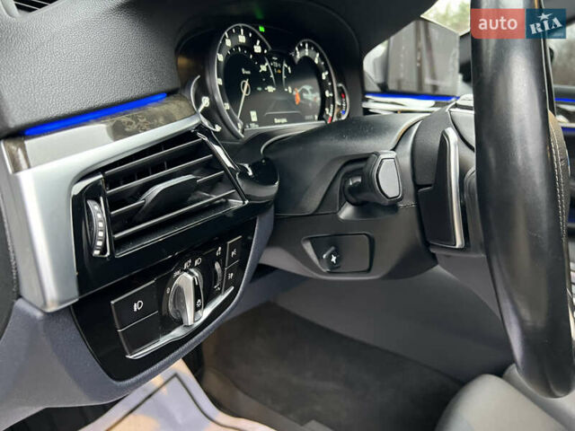 Білий БМВ 5 Серія, об'ємом двигуна 2 л та пробігом 122 тис. км за 29300 $, фото 30 на Automoto.ua