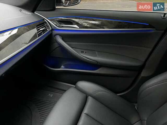 Білий БМВ 5 Серія, об'ємом двигуна 2 л та пробігом 122 тис. км за 29300 $, фото 36 на Automoto.ua