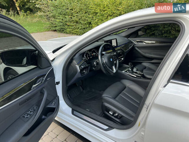 Белый БМВ 5 Серия, объемом двигателя 2 л и пробегом 118 тыс. км за 30900 $, фото 18 на Automoto.ua