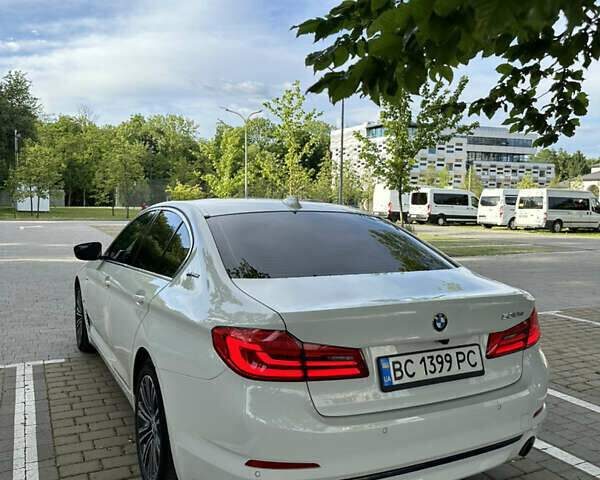 Белый БМВ 5 Серия, объемом двигателя 2 л и пробегом 79 тыс. км за 31999 $, фото 5 на Automoto.ua