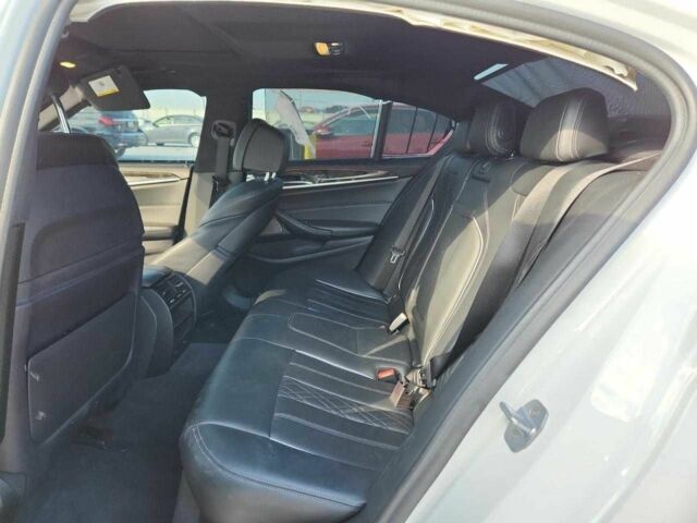 Белый БМВ 5 Серия, объемом двигателя 3 л и пробегом 65 тыс. км за 10000 $, фото 9 на Automoto.ua