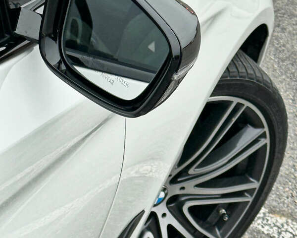 Белый БМВ 5 Серия, объемом двигателя 3 л и пробегом 92 тыс. км за 43800 $, фото 10 на Automoto.ua