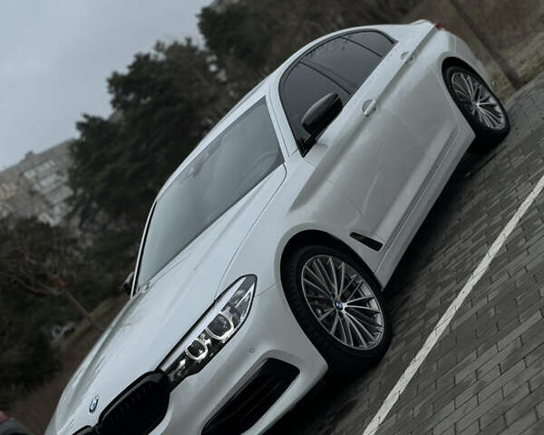 Белый БМВ 5 Серия, объемом двигателя 2 л и пробегом 115 тыс. км за 30000 $, фото 4 на Automoto.ua