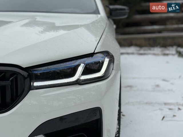 Білий БМВ 5 Серія, об'ємом двигуна 2 л та пробігом 122 тис. км за 28300 $, фото 14 на Automoto.ua