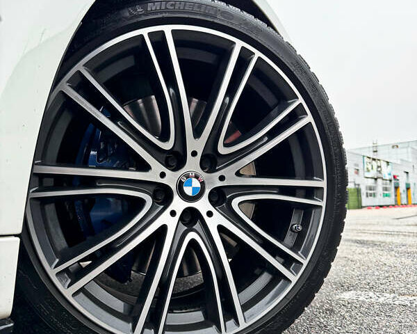 Белый БМВ 5 Серия, объемом двигателя 3 л и пробегом 92 тыс. км за 43800 $, фото 11 на Automoto.ua