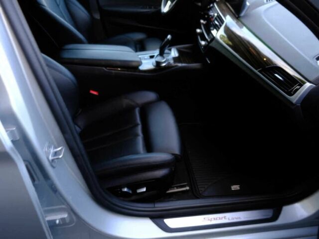 Белый БМВ 5 Серия, объемом двигателя 2 л и пробегом 38 тыс. км за 21300 $, фото 6 на Automoto.ua