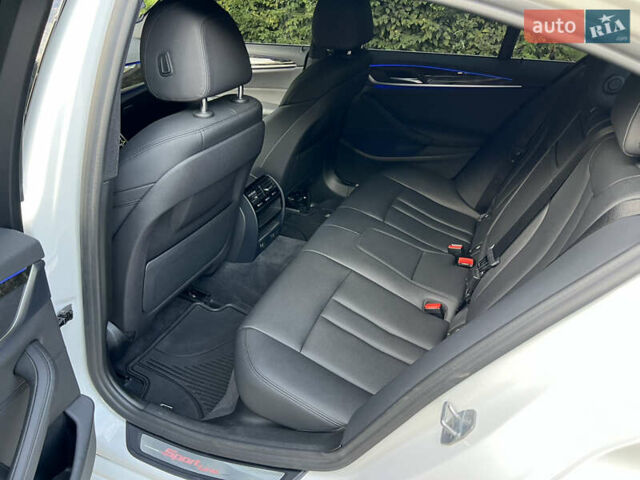 Белый БМВ 5 Серия, объемом двигателя 2 л и пробегом 118 тыс. км за 30900 $, фото 21 на Automoto.ua