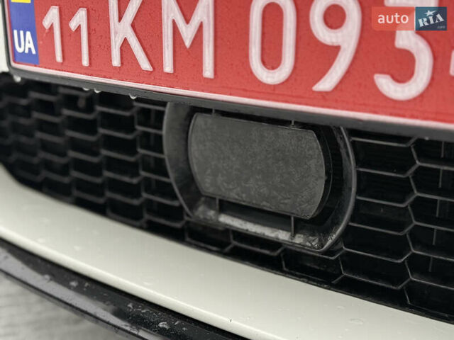 Білий БМВ 5 Серія, об'ємом двигуна 2 л та пробігом 122 тис. км за 28300 $, фото 13 на Automoto.ua