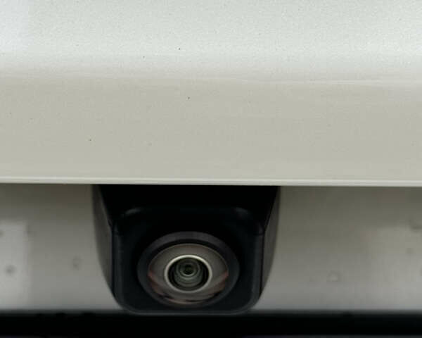 Белый БМВ 5 Серия, объемом двигателя 2 л и пробегом 115 тыс. км за 30000 $, фото 18 на Automoto.ua