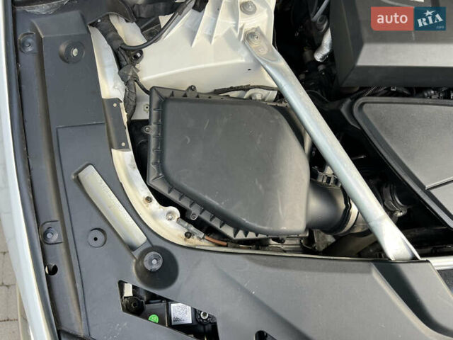 Білий БМВ 5 Серія, об'ємом двигуна 2 л та пробігом 122 тис. км за 29300 $, фото 42 на Automoto.ua